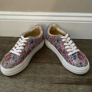 Betsey Johnson Sidny women’s size 7.5